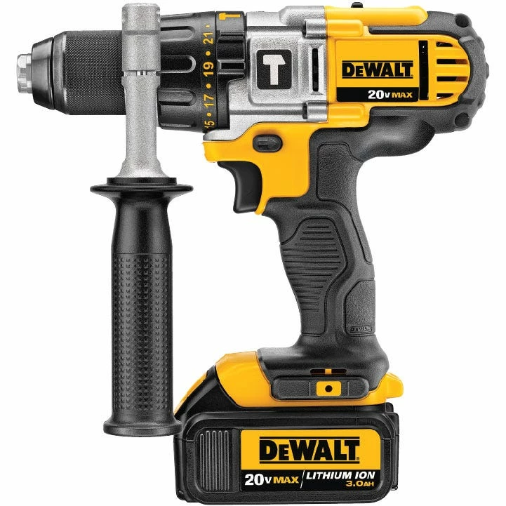 DeWalt 20V MAX* Li-Ion 3-Tool Cordless Combo Kit DCK390L2 - Combo Kits 4 DeWalt 20V MAX* Li-Ion 3-Tool Cordless Combo Kit DCK390L2 - Combo Kits - Image 4