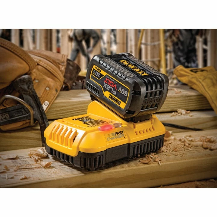 DeWalt 20V MAX* Flexvolt® Battery Fast Charger DCB118 - Batteries & Chargers 3 DeWalt 20V MAX* Flexvolt® Battery Fast Charger DCB118 - Batteries & Chargers - Image 3