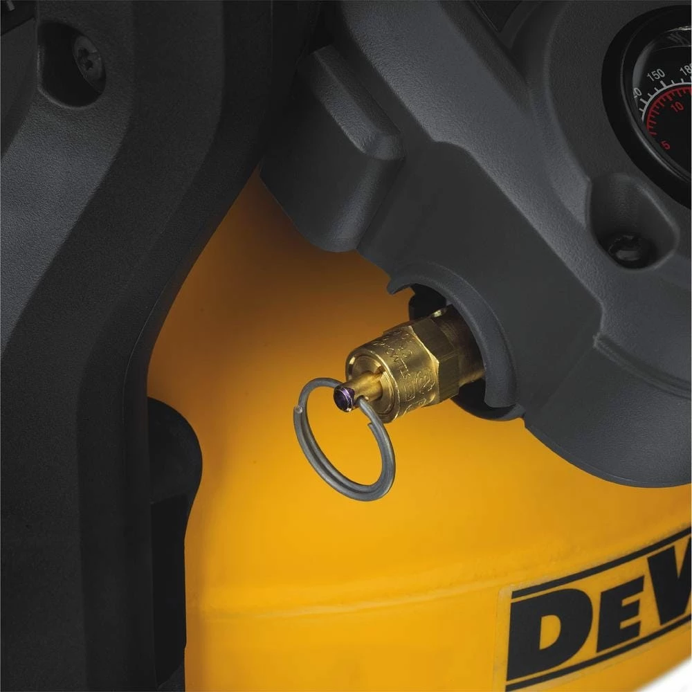 DeWalt Flexvolt® 60V MAX* 2.5 Gallon . Cordless Air Compressor Kit DCC2560T1 - Air Compressors 5 DeWalt Flexvolt® 60V MAX* 2.5 Gallon . Cordless Air Compressor Kit DCC2560T1 - Air Compressors - Image 5