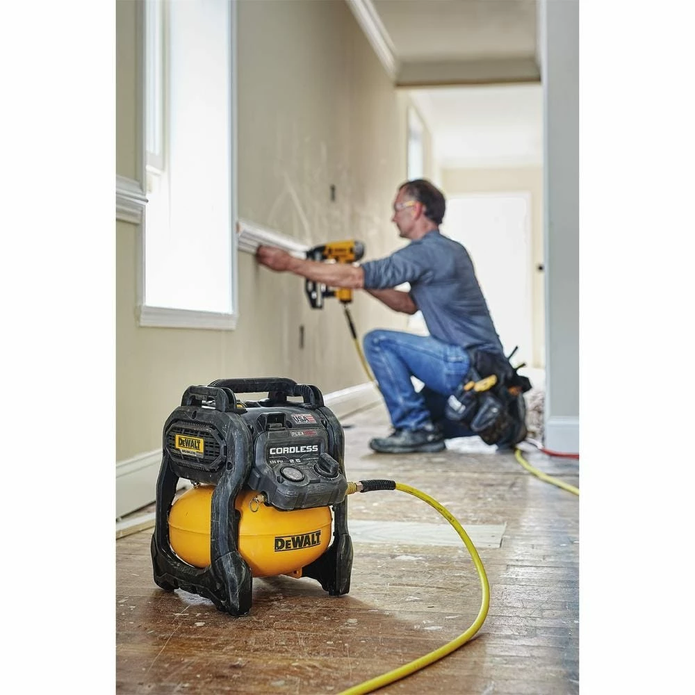 DeWalt Flexvolt® 60V MAX* 2.5 Gallon . Cordless Air Compressor Kit DCC2560T1 - Air Compressors 6 DeWalt Flexvolt® 60V MAX* 2.5 Gallon . Cordless Air Compressor Kit DCC2560T1 - Air Compressors - Image 6
