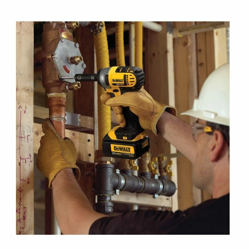 DeWalt 20V MAX* 3/8" Wrench with Hog Ring, Tool Only - DCF883B - Impact Wrenches 6 DeWalt 20V MAX* 3/8" Wrench with Hog Ring, Tool Only - DCF883B - Impact Wrenches - Image 6